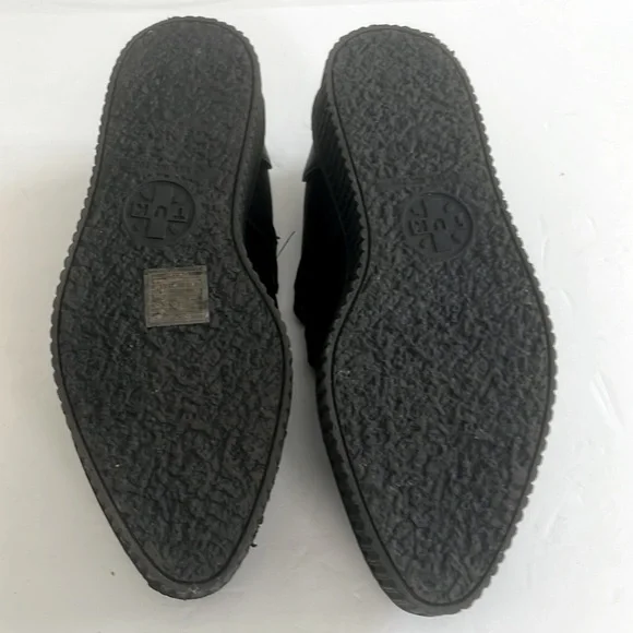 T.U.K. Footwear Black Women Platform Mary Jane 2 Strap Skull Buckle Shoes Size 6 - Picture 5 of 10